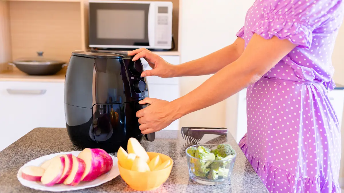 Qual gasta mais energia microondas ou air fryer