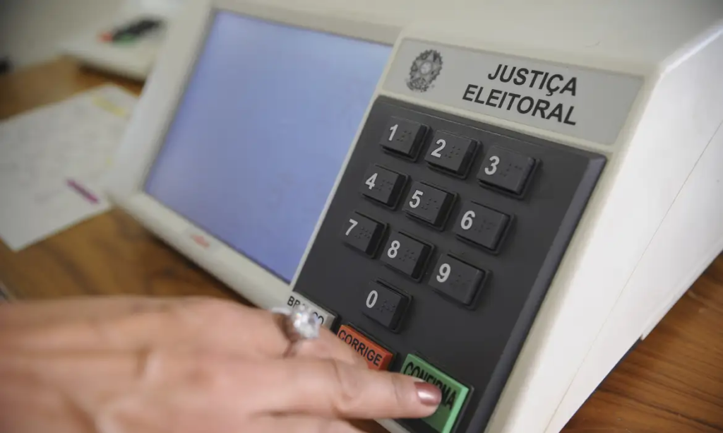 175 mil com deficiência de locomoção votam em seções sem acessibilidade