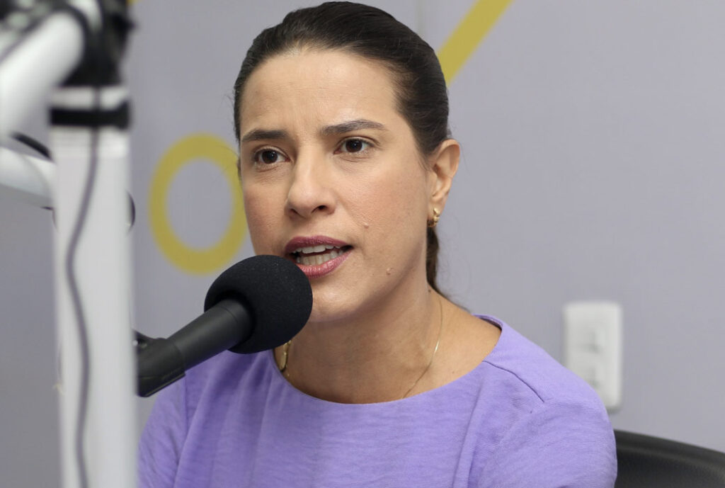 Raquel Lyra ultrapassa João Campos e lidera disputa em PE