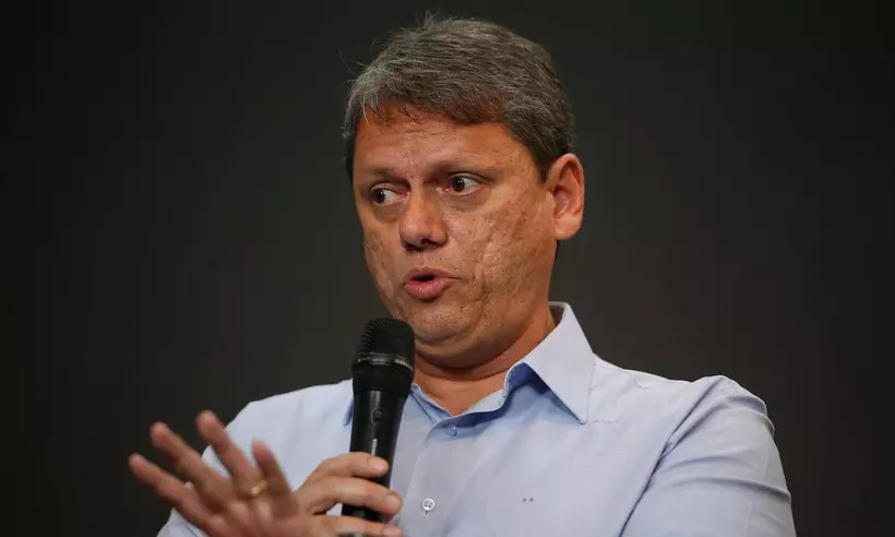 Tarcísio diz que São Paulo avançou sem apoio federal