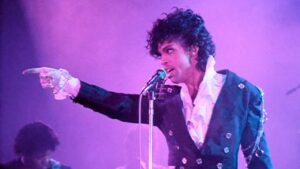 Prince: disco póstumo “Timeless” com inéditas chega em agosto