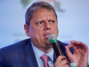 Tarcísio nega interferência após Nunes criticar Polícia Civil