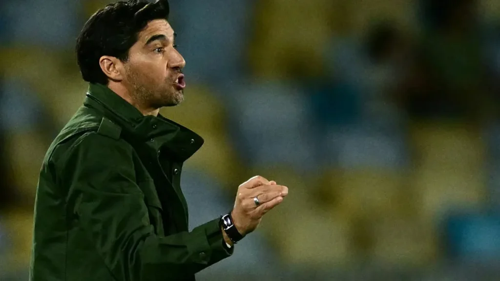 Abel admite má fase do Palmeiras após virada: ‘Não estamos bem
